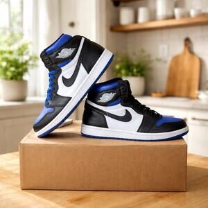 Air Jordan 1 High OG Royal Toe Men’s 10.5 555088-041 Preowned